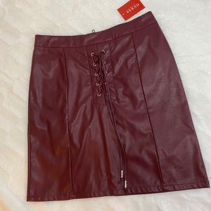 Guess Leather skirt